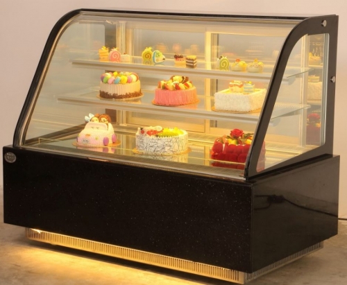 选择蛋糕面包展示冷柜时要注意些什么？